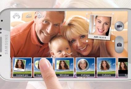 رائد يكشف عن مزايا Galaxy S4 ... فهل يستحقّ الشراء؟